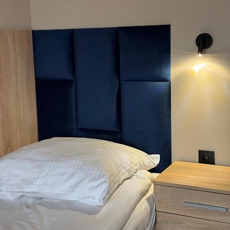Hotel Zodiak Sucha  Екстер'єр фото