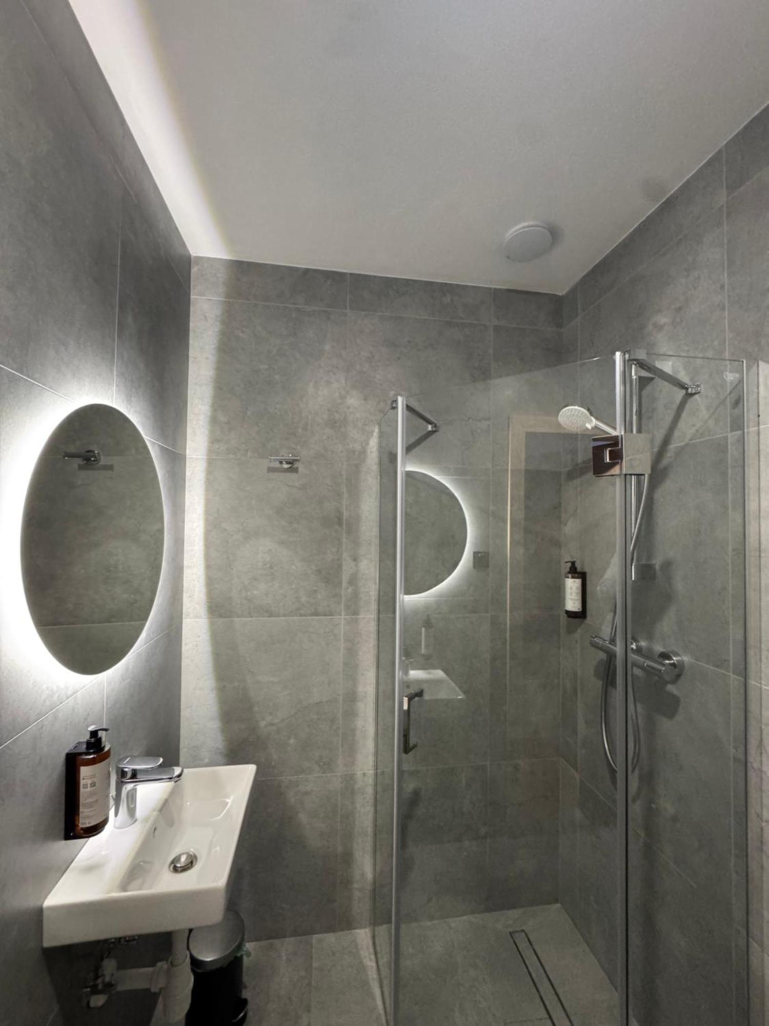 Hotel Zodiak Sucha  Екстер'єр фото